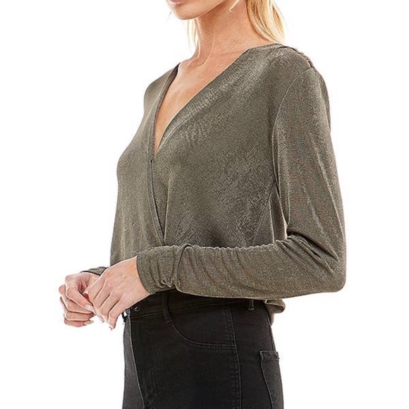 Long sleeve surplice bodysuit - Picture 1 of 8